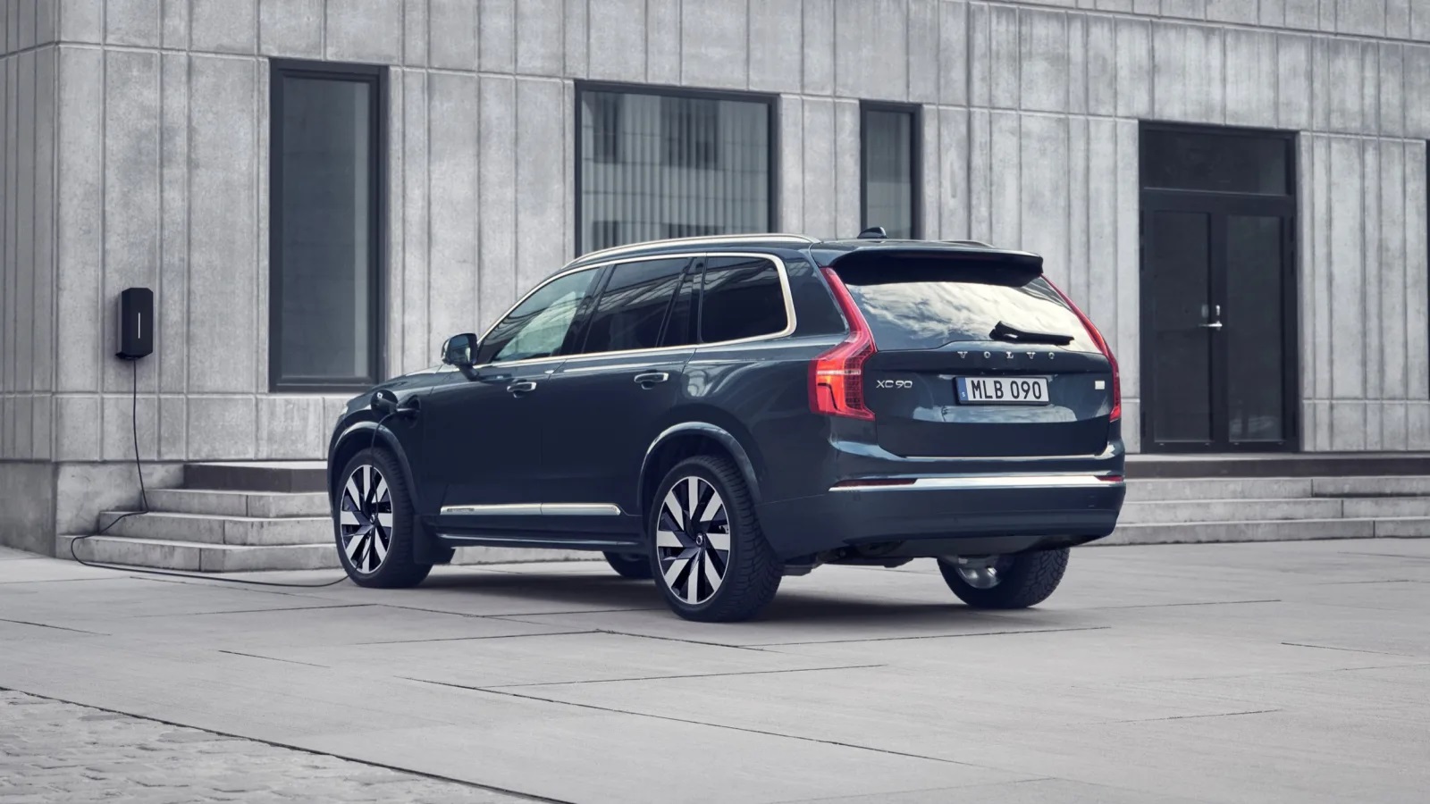 2023 Volvo XC90 Recharge