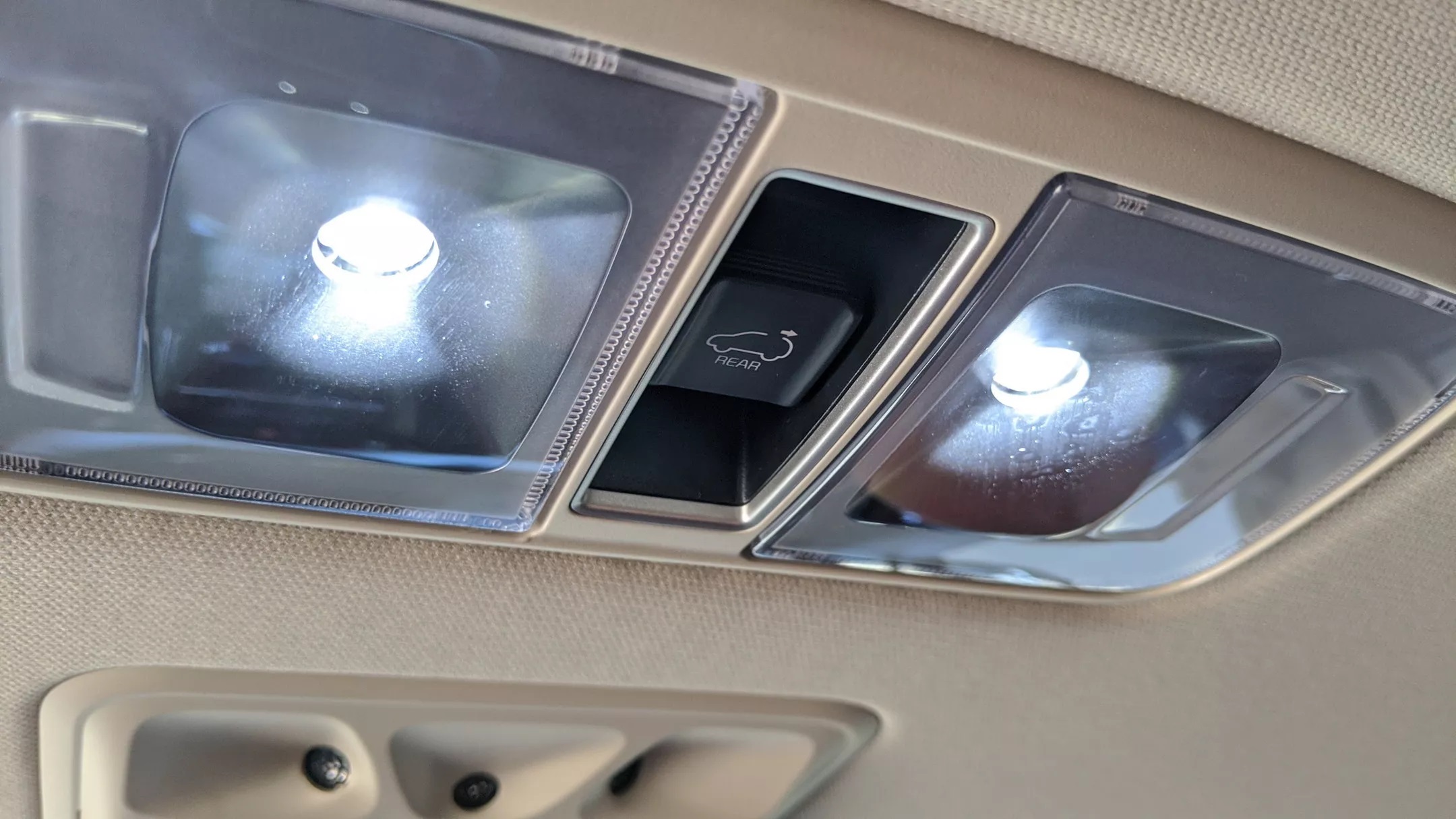 Review Kia Carnival 2024: Một chiếc Minivan dành cho chuyến đi chơi xa 10 Nội thất Kia Carnival 2024