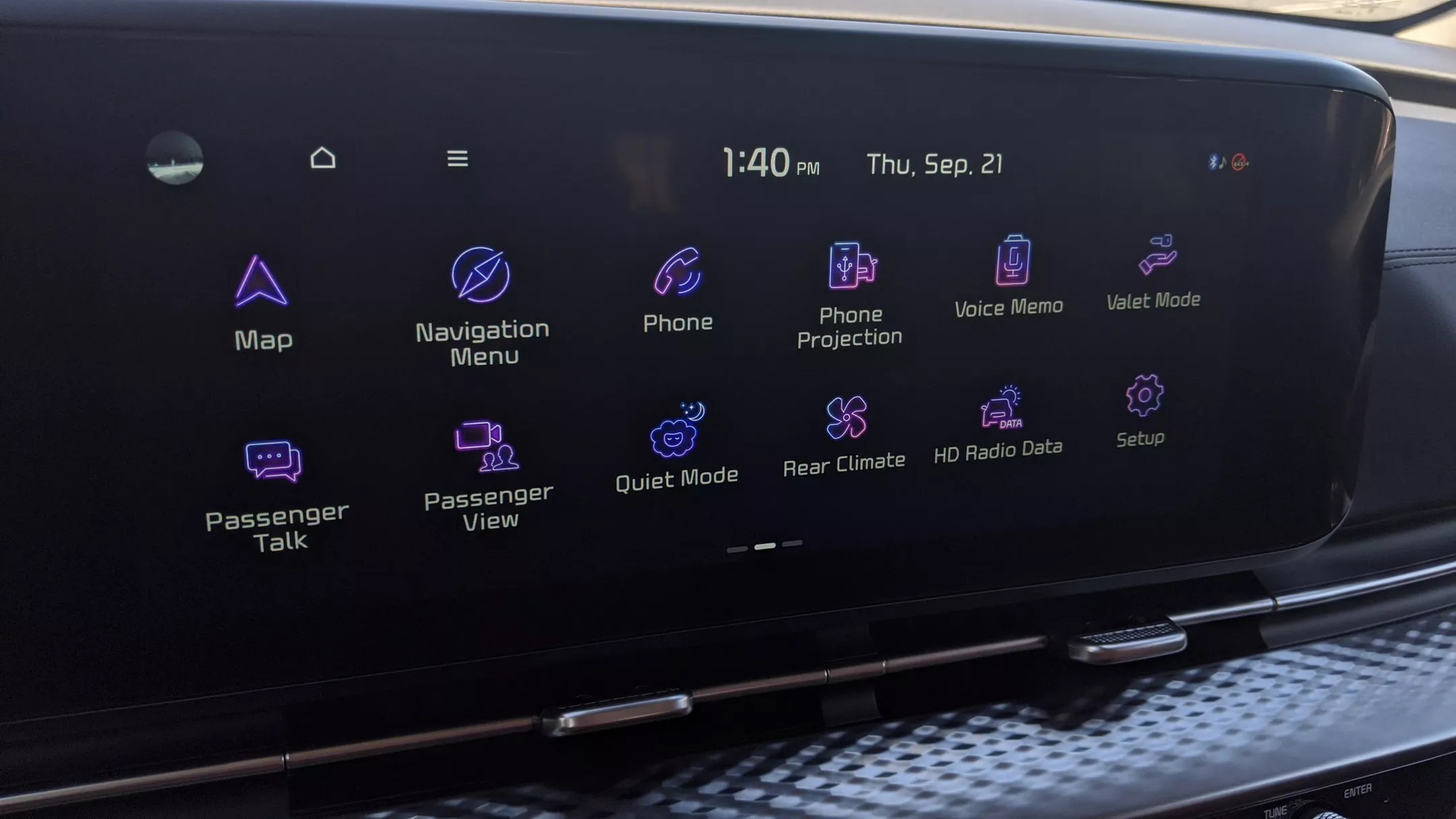 Review Kia Carnival 2024: Một chiếc Minivan dành cho chuyến đi chơi xa 20 Hệ thống giải trí Kia Carnival 2024