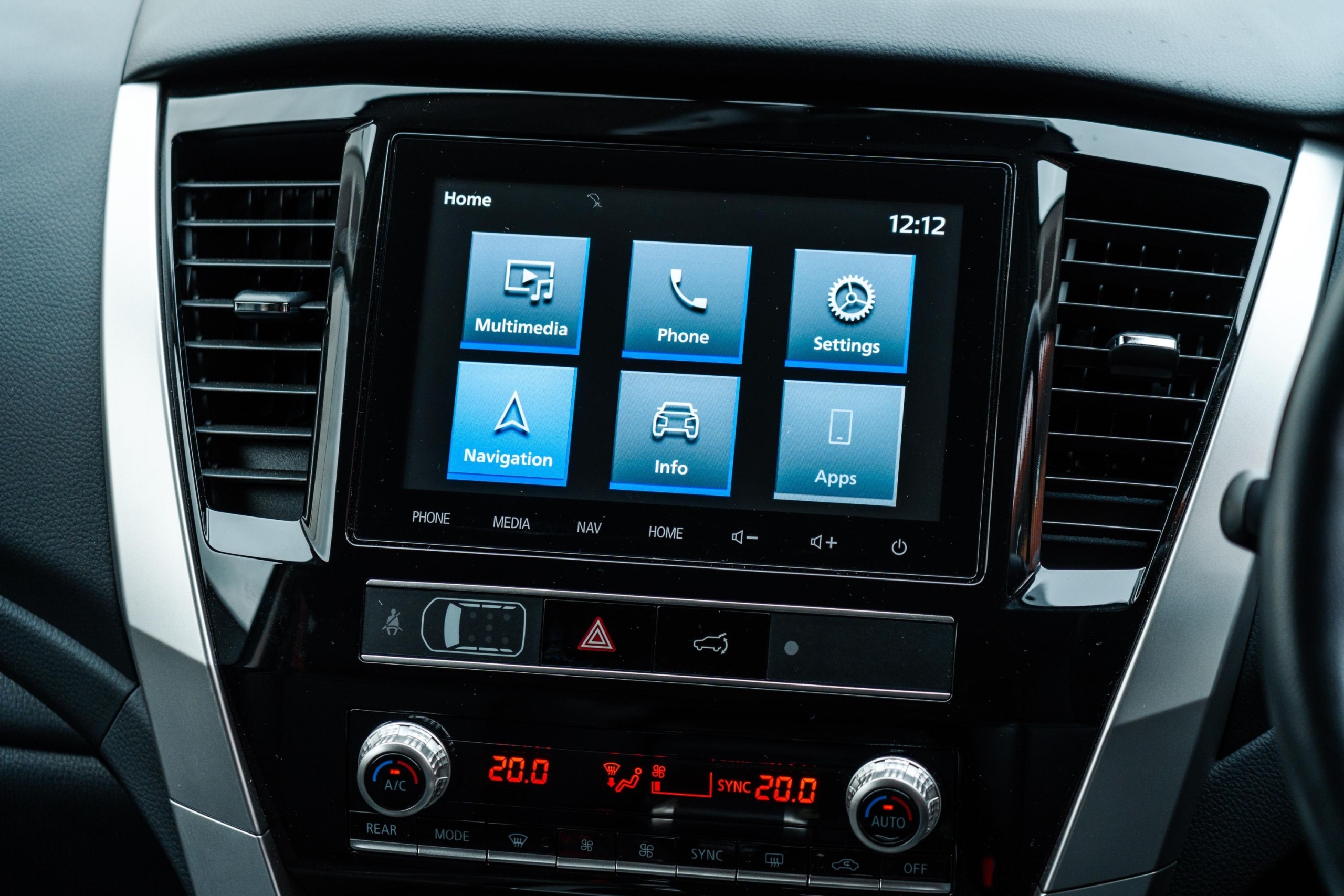 Mitsubishi Pajero Sport 2024