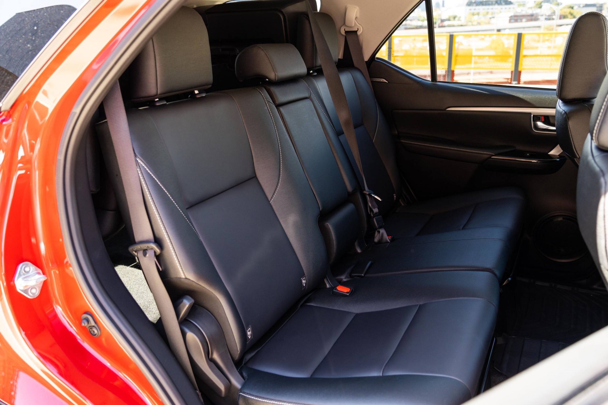 Đánh giá Toyota Fortuner 2024 9 cam xe ngan hang ha noi9 scaled