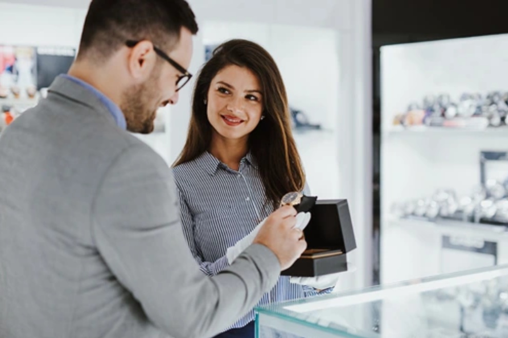 Kim Cương Nuôi Cấy Trong Phòng Thí Nghiệm: Những Điều Cần Biết 1 kim cương nuôi cấy