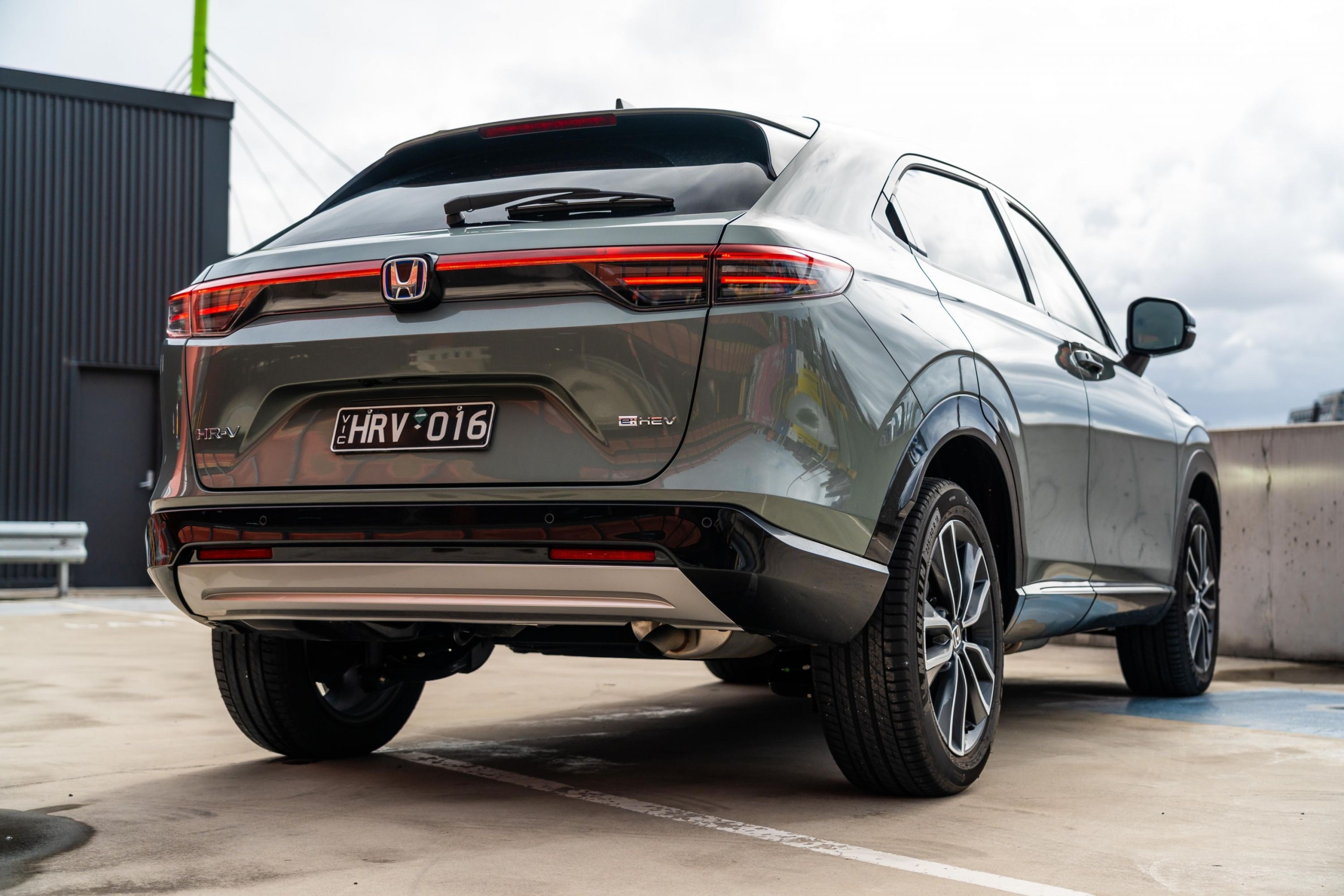 So sánh Honda HR-V e:HEV 2025 và Subaru Crosstrek Hybrid 2025 1 Honda HR-V e:HEV 2025 và Subaru Crosstrek Hybrid 2025
