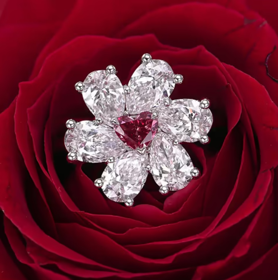 Kim Cương Tự Nhiên Fancy Red