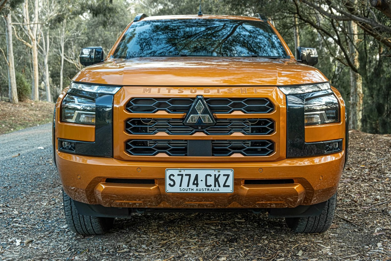 Đánh giá Mitsubishi Triton GSR 2025: Nổi bật giữa thị trường bán tải đông đúc 3 Mitsubishi Triton GSR 2025