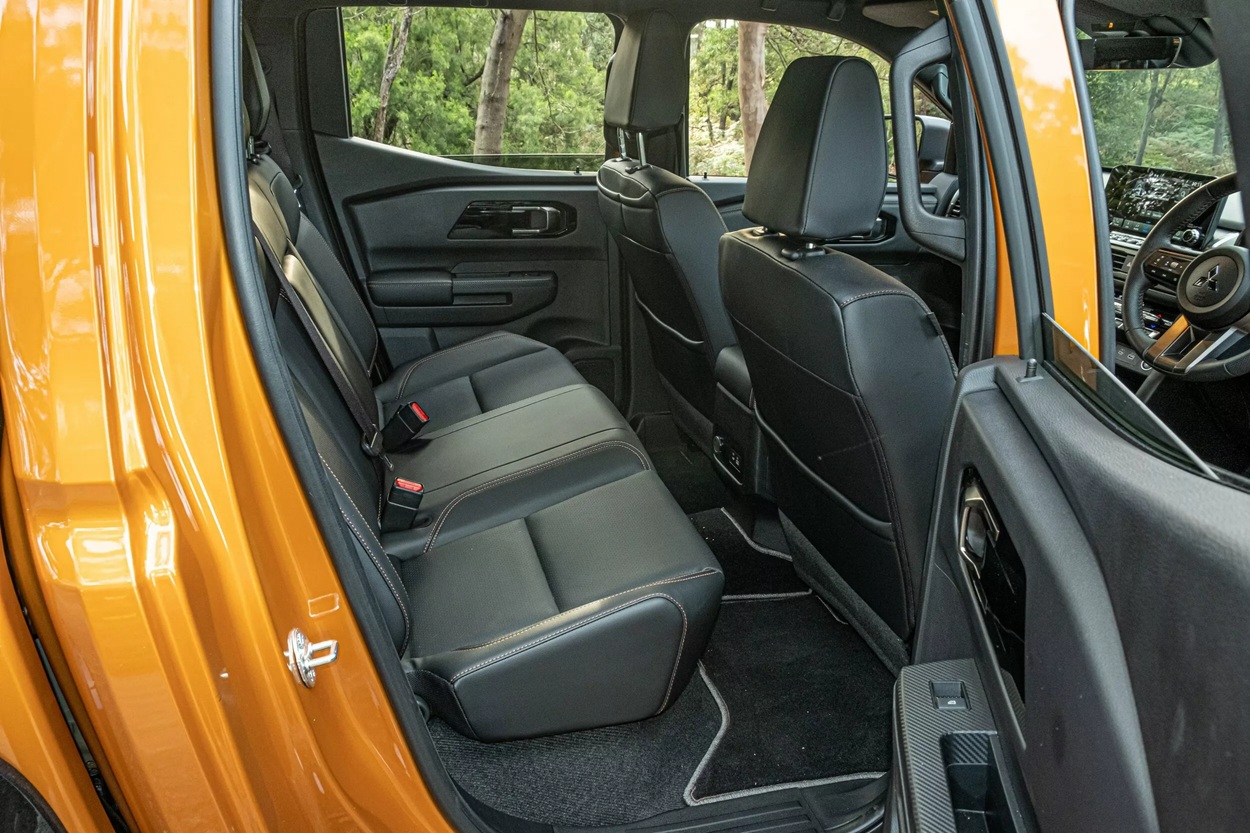 Đánh giá Mitsubishi Triton GSR 2025: Nổi bật giữa thị trường bán tải đông đúc 13 Mitsubishi Triton GSR 2025