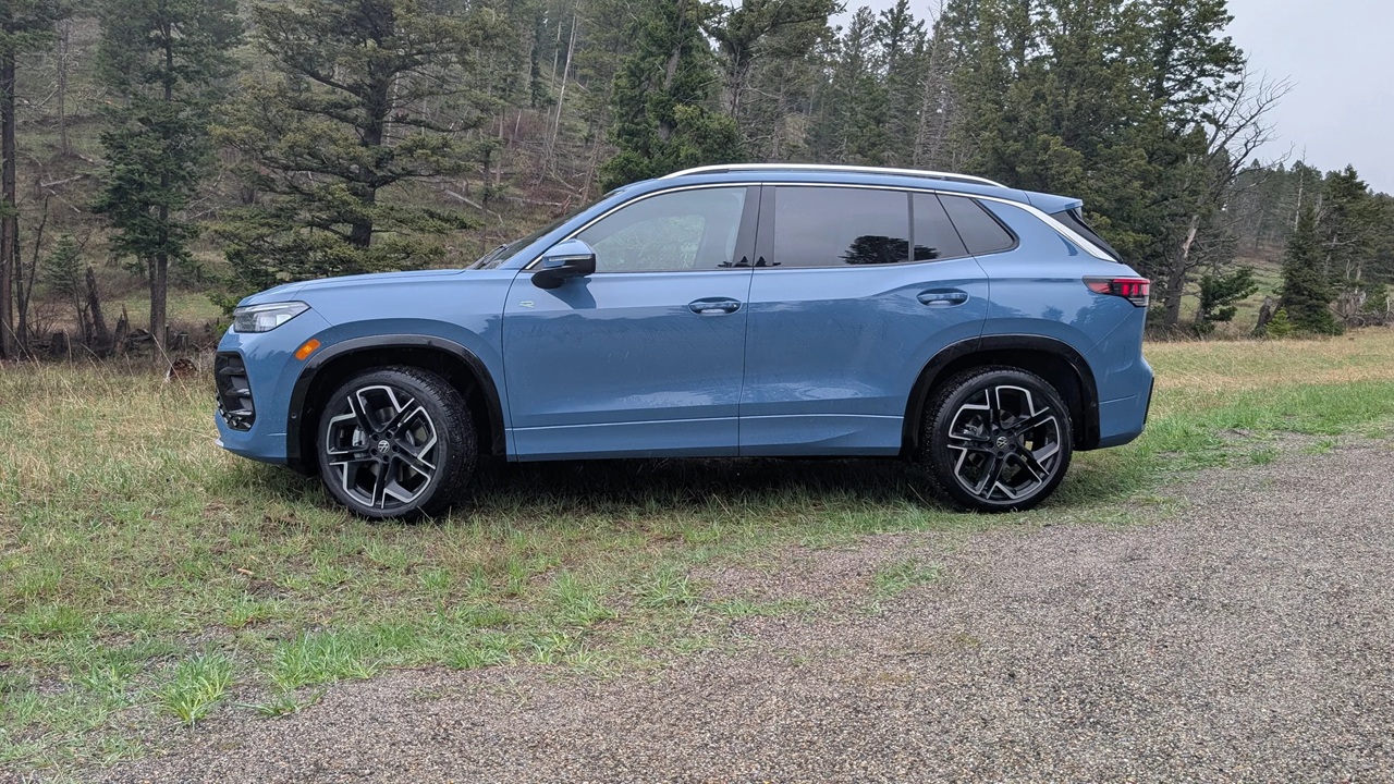 Chúng tôi đã lái thử chiếc VW Tiguan 2025 và nó không như bạn mong đợi, nhưng lại là thứ bạn cần 4 VW Tiguan 2025