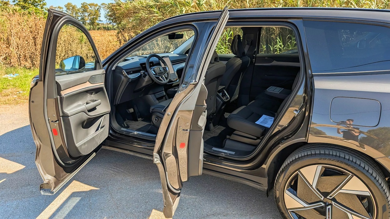 Volvo XC90 và EX90