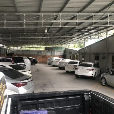 Cầm ô tô có phải giữ xe không? Nếu phải gửi lại thì có an toàn không?