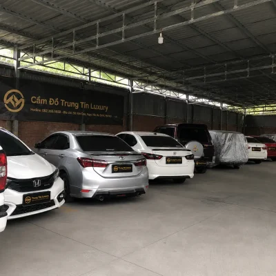 Cầm ô tô có cần giấy xác nhận tình trạng hôn nhân không?