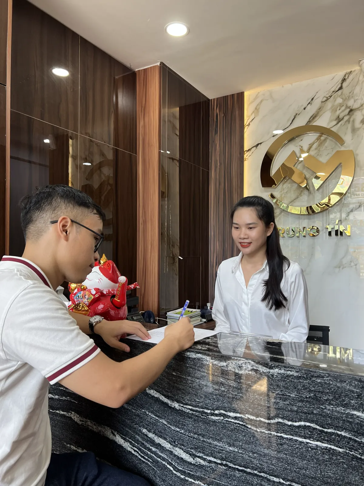 hợp đồng cầm đồ ô tô cần đọc kỹ trước khi ký
