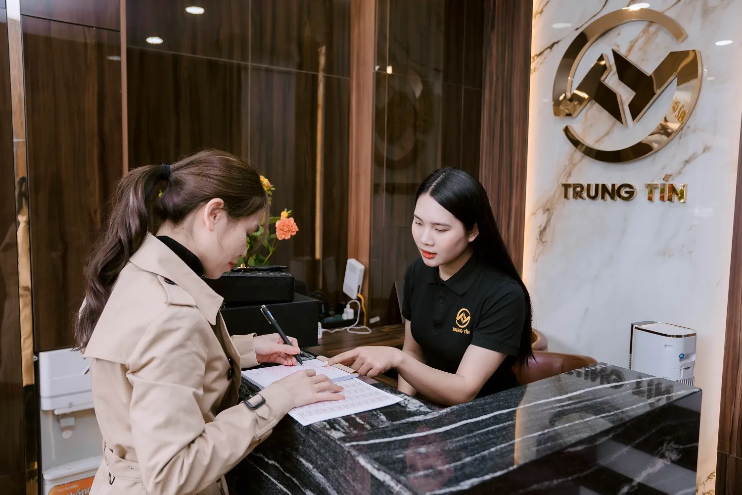 gia hạn hợp đồng cầm ô tô khi chưa kịp xoay tiền chuộc