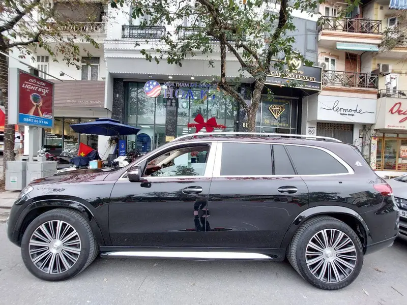 Cầm xe sang, xe cao cấp có cần mang ra hãng kiểm tra không? 1 Xe sang tại Trung Tín 58 Văn Cao, Hà Nội